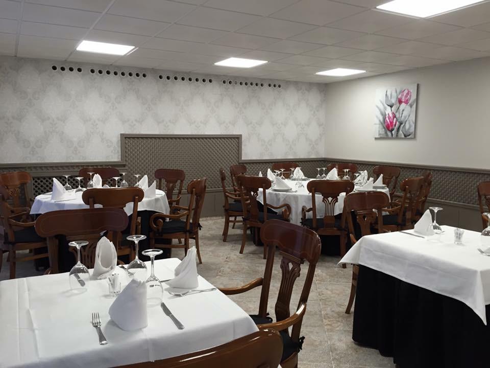 Hotel Restaurante Derby Carballino Bagian luar foto