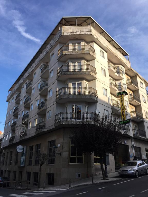 Hotel Restaurante Derby Carballino Bagian luar foto